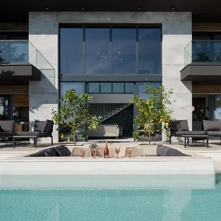 Soho 4*